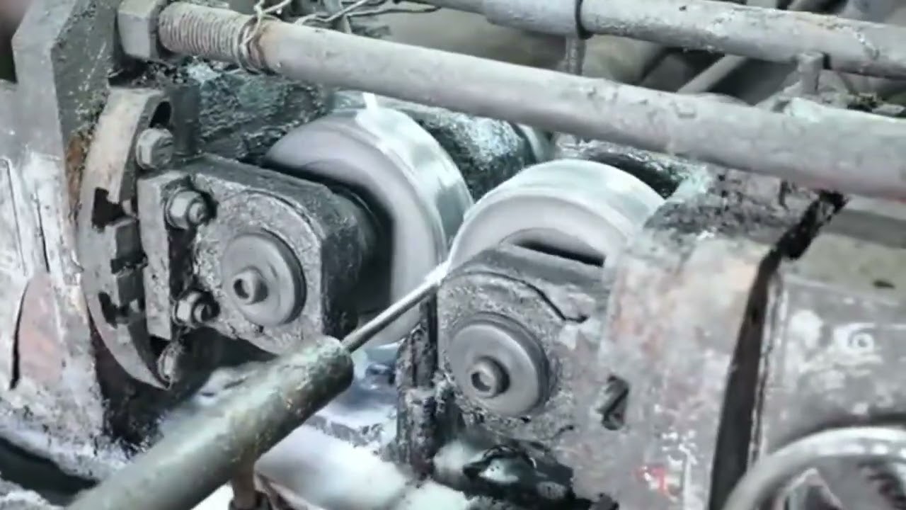 How are Galvanized Steel Hardware Fastener Full Thread Threaded Rods produced in Chinese factories