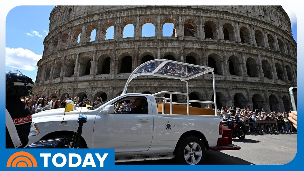 Open-air hearse carries Pope Francis' coffin to final resting place