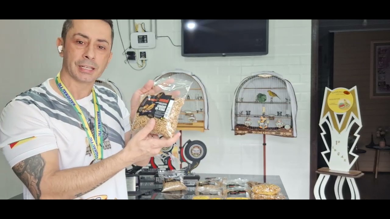 RAÇÃO USADA NO CRIATORIO SHEMUEL A MISTURA DE SEMENTES CANÁRIO TERRA PREMIUM DA COMBAT BIRDS!