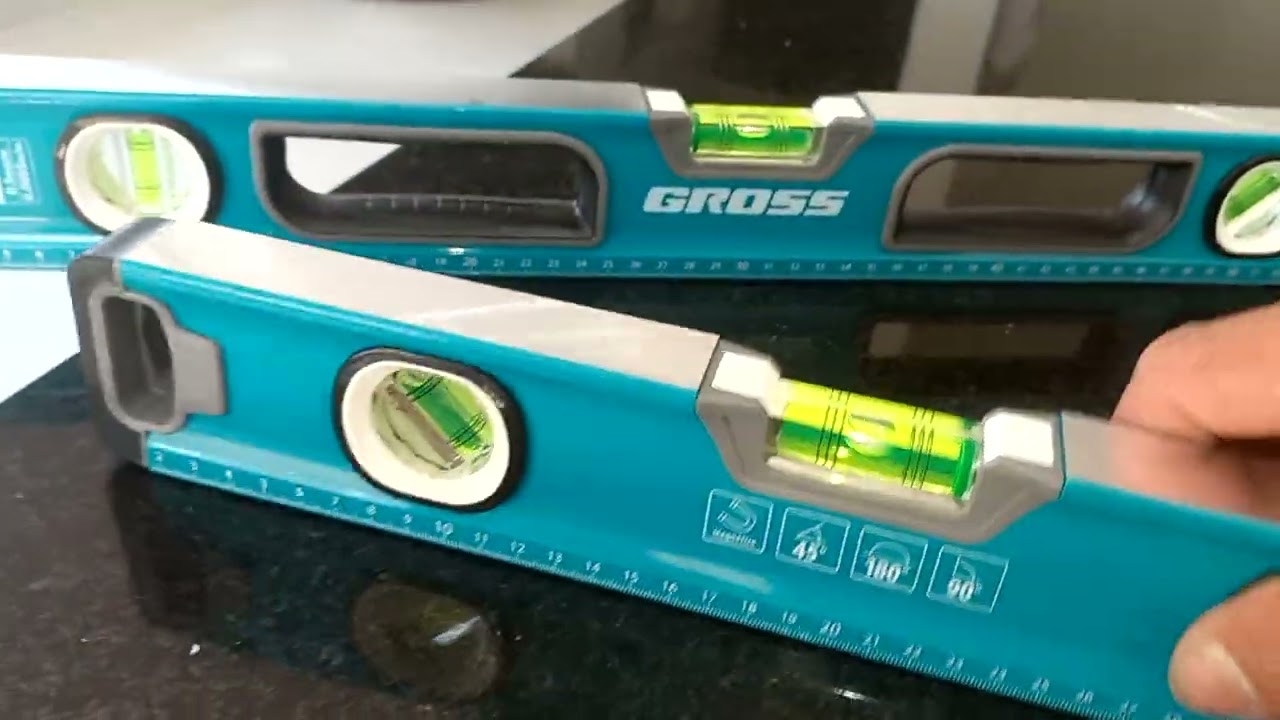 Nivel bolha/ mão 60 cm e 40 cm Gross. muito bom.