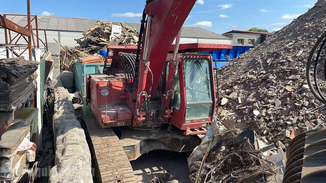 Used Liebherr 932  | Used Tracked Excavator | equippo.com | Used heavy equipment