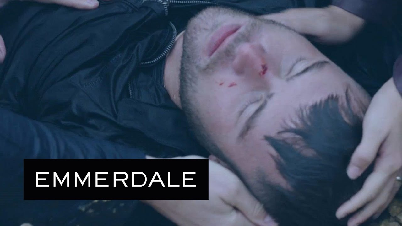 Emmerdale - Robert Saves Aaron From Drowning In The Crashed Submerged Car