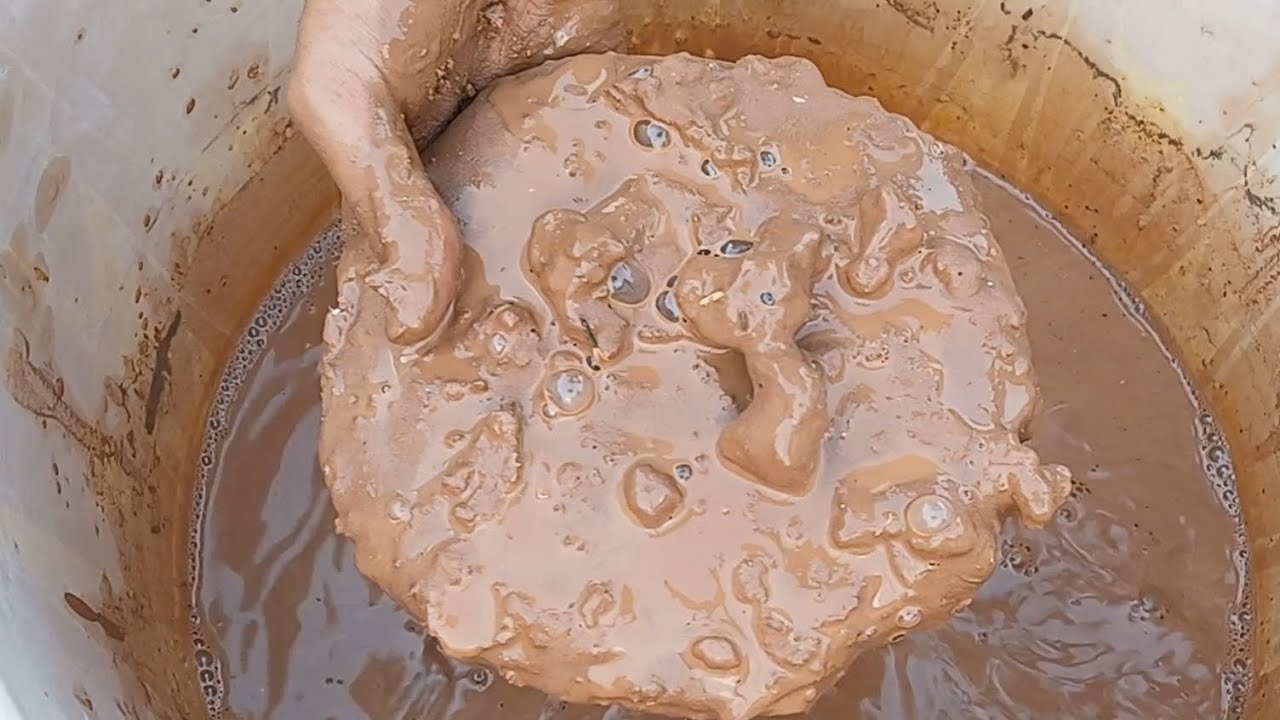 Red Dirt &hearts;️ water crumbling and paste play #asmr#trendingyoutube_#crumblingvideos#satisfying#like