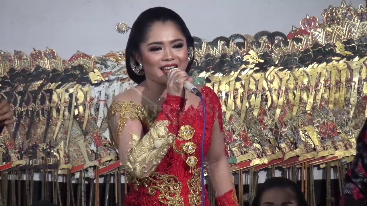 NGELABUR LANGIT..... PURI RATNA  New KUSUMAWARDANI....