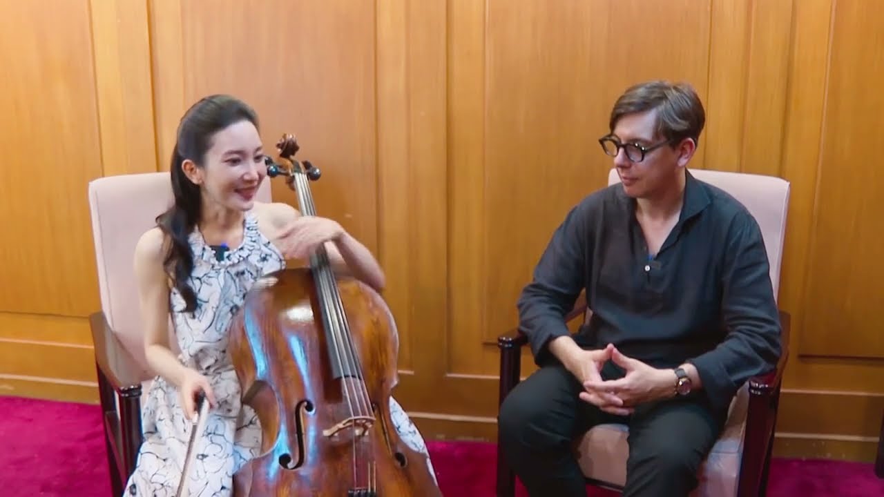 Conversation in French🇫🇷 before the concert