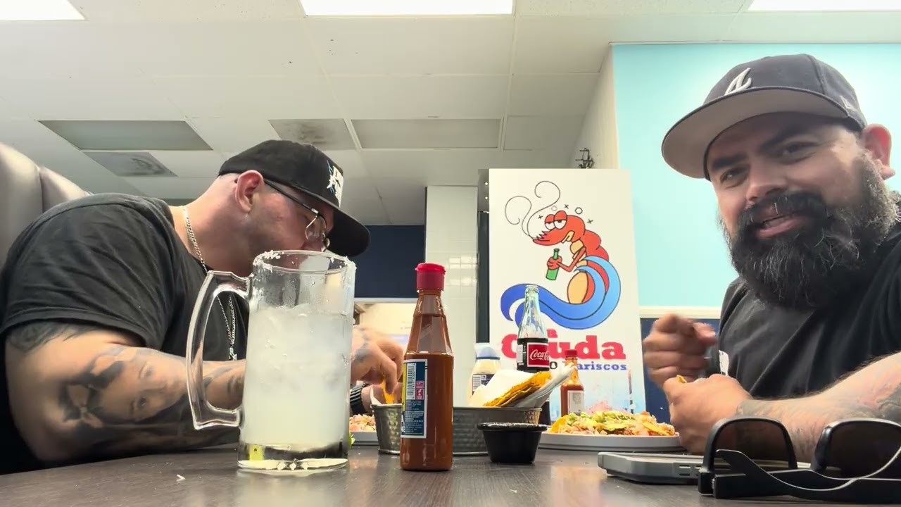 Después de una sección de videos, una buena comida🚀🚀🚀