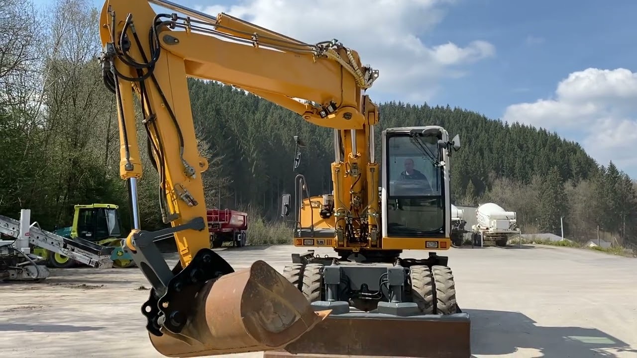 Liebherr A 904 C Litronic - 2004 - 13773