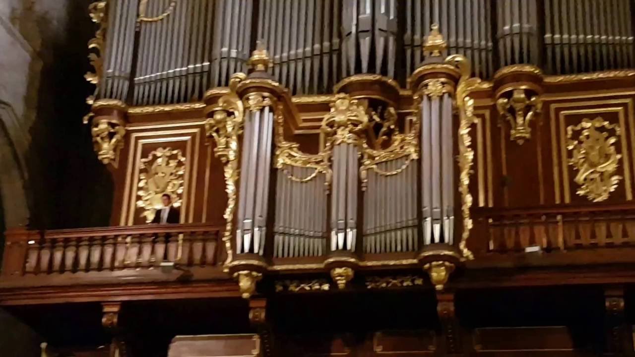 Frédéric Deschamps improvise sur 