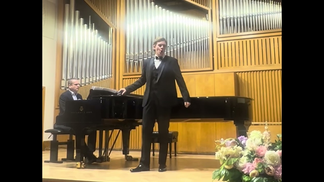 La canzone di Almaviva dall opera “Il Barbiere di Siviglia”