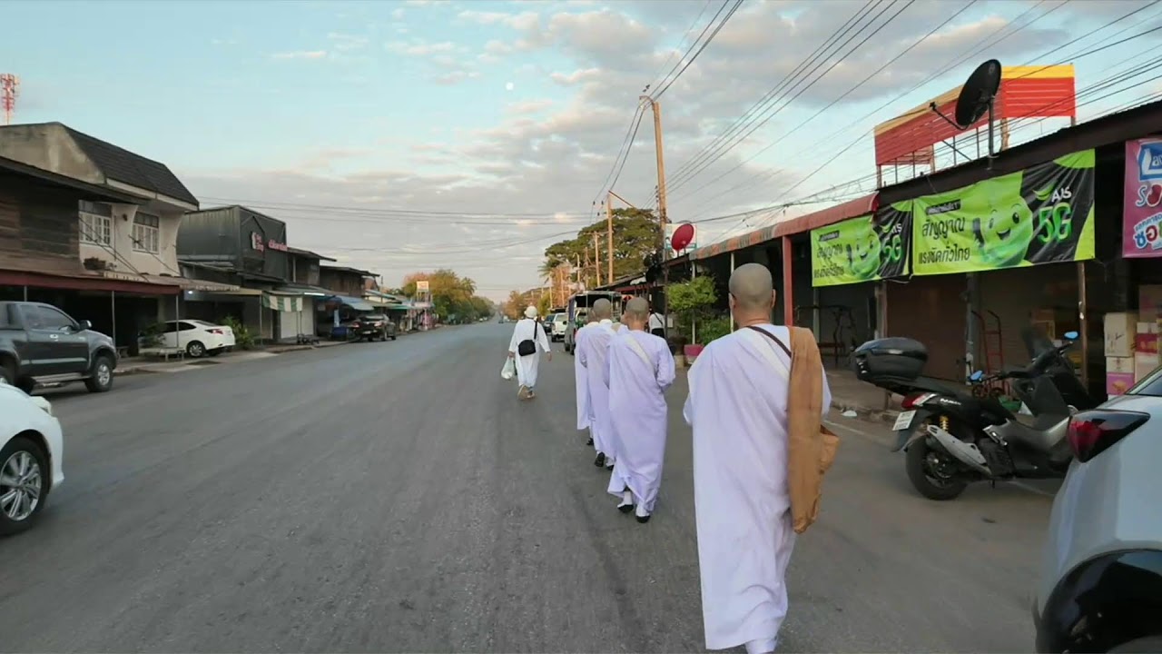 บิณฑบาตยามเช้า 04-02-69
