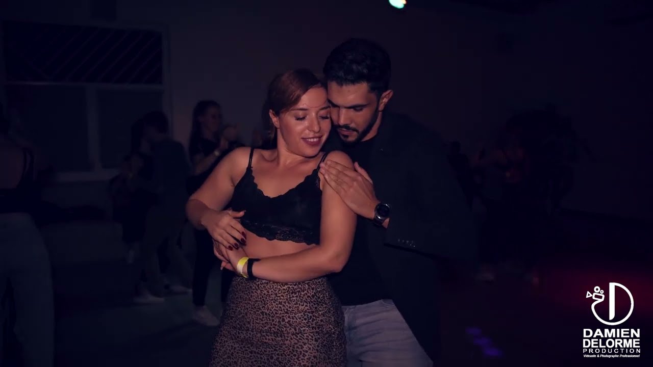 Omar & Raoua / Bachata Sensual / TARDE - Sebastian Yatra - Bachata Remix DJ John Moon /Bachata Dance