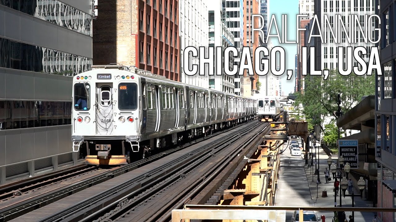 Chicago Transit Authority (CTA) Trains in Chicago, Illinois