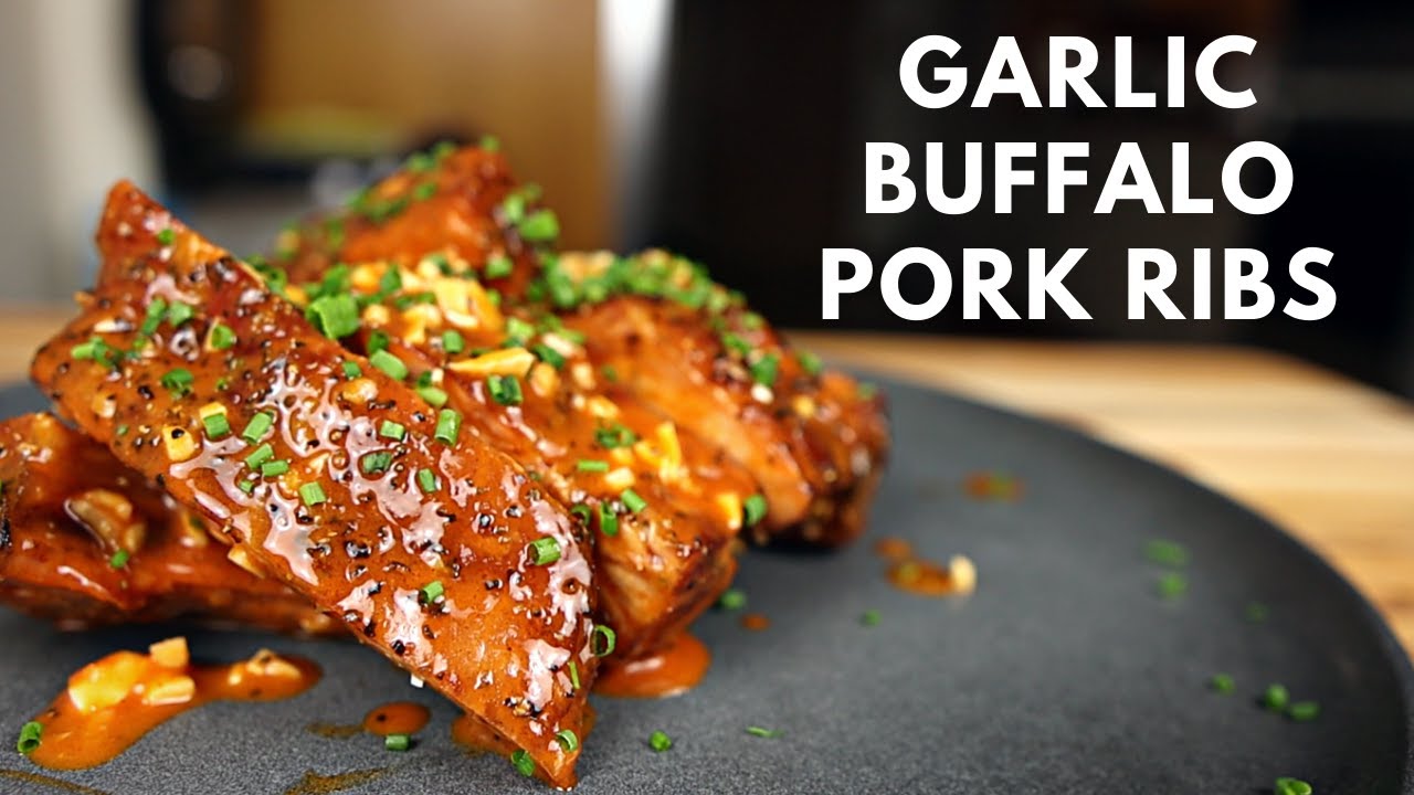 SUPER BOWL GARLIC BUFFALO RIBS!