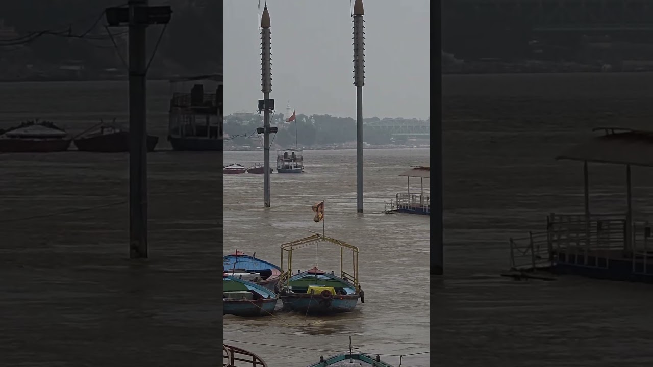 Flood in Varanasi Ganga Ghat  ! Banaras Ghat Flood 2025