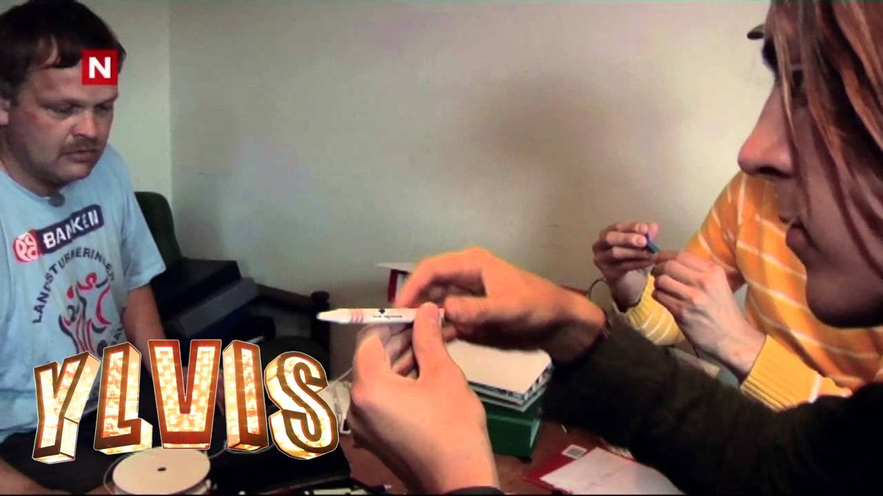 Ylvis - Norges herligste: Pennsamleren (English subtitles)