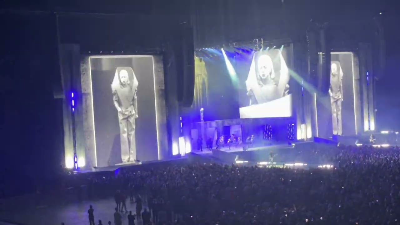 Lady Gaga Intro, Bad romance, Just Dance, poker face, Stockholm, Sweden 21/7- 2022, Sverige 🇸🇪