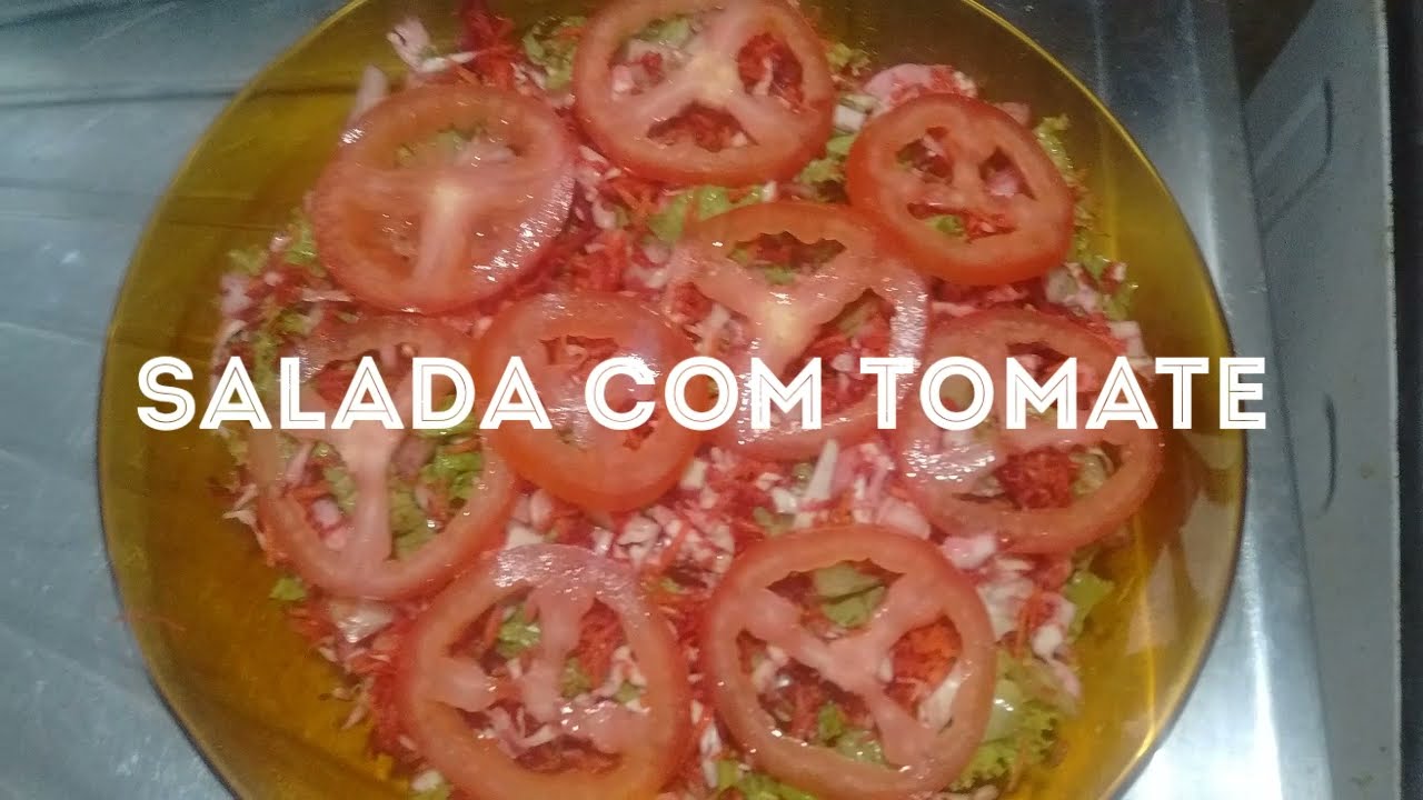 Salada com tomate