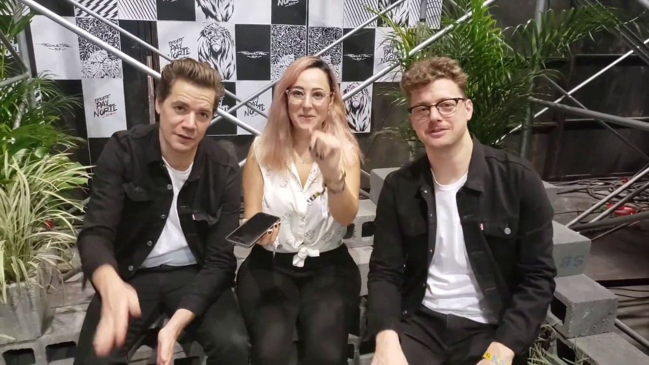 Interview with THE HIVES
