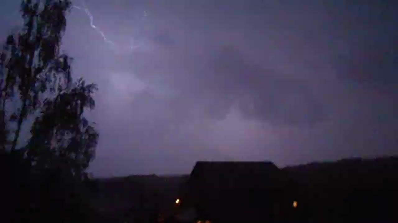 Jastrebarsko - Večernja grmljavina munja noć (Evening thunder lightning night) 25.5.2020.