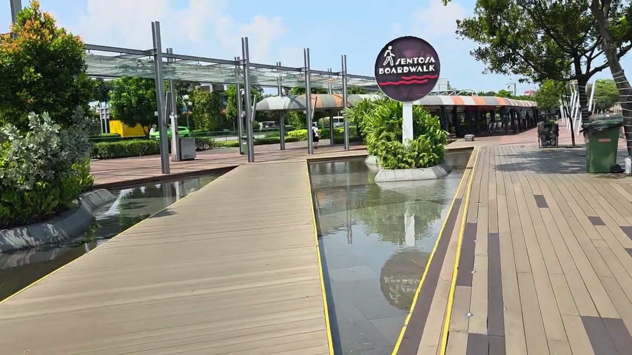 Sentosa Boardwalk - vägen till Sentosa Island