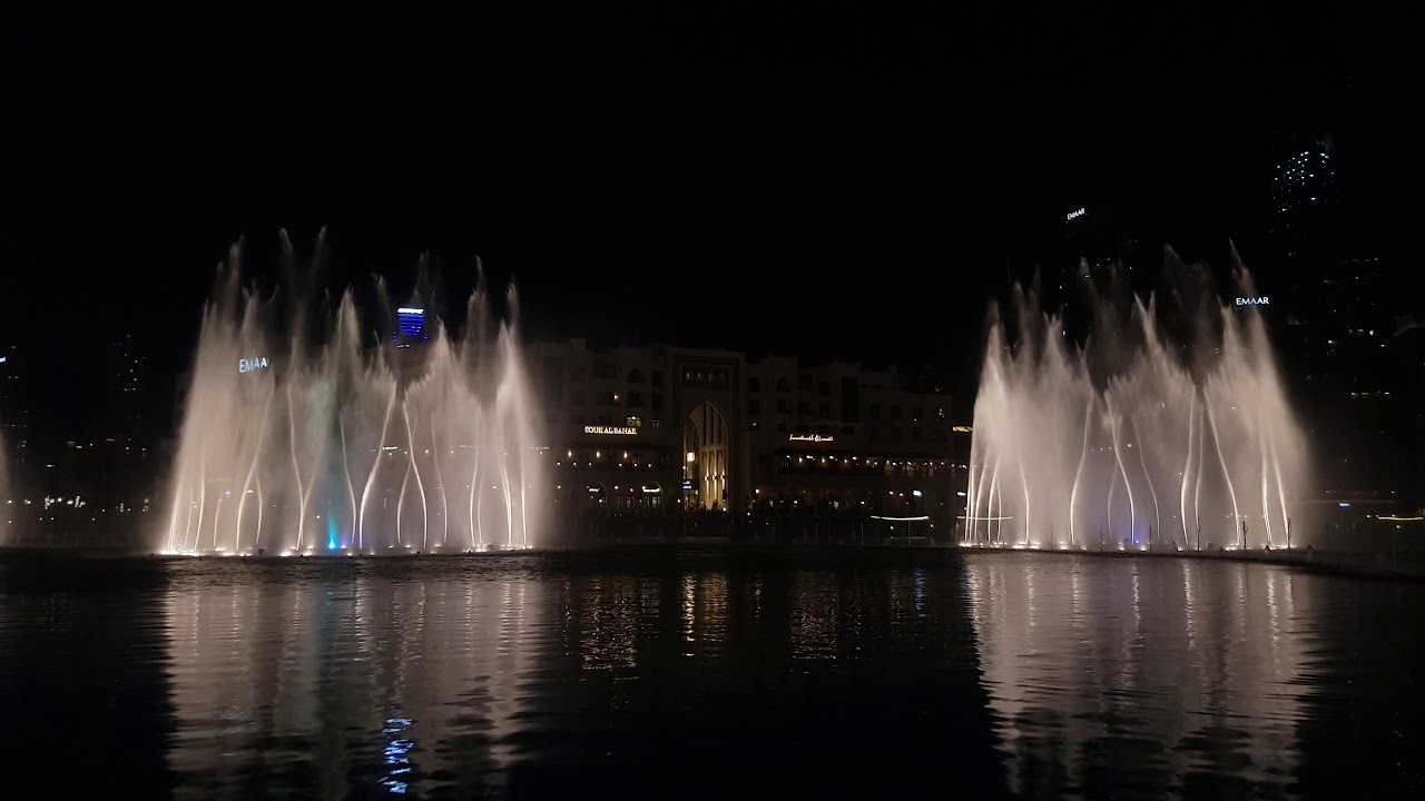 Dubai Fountains - Michael Jackson - Thriller - Super 4K UHD