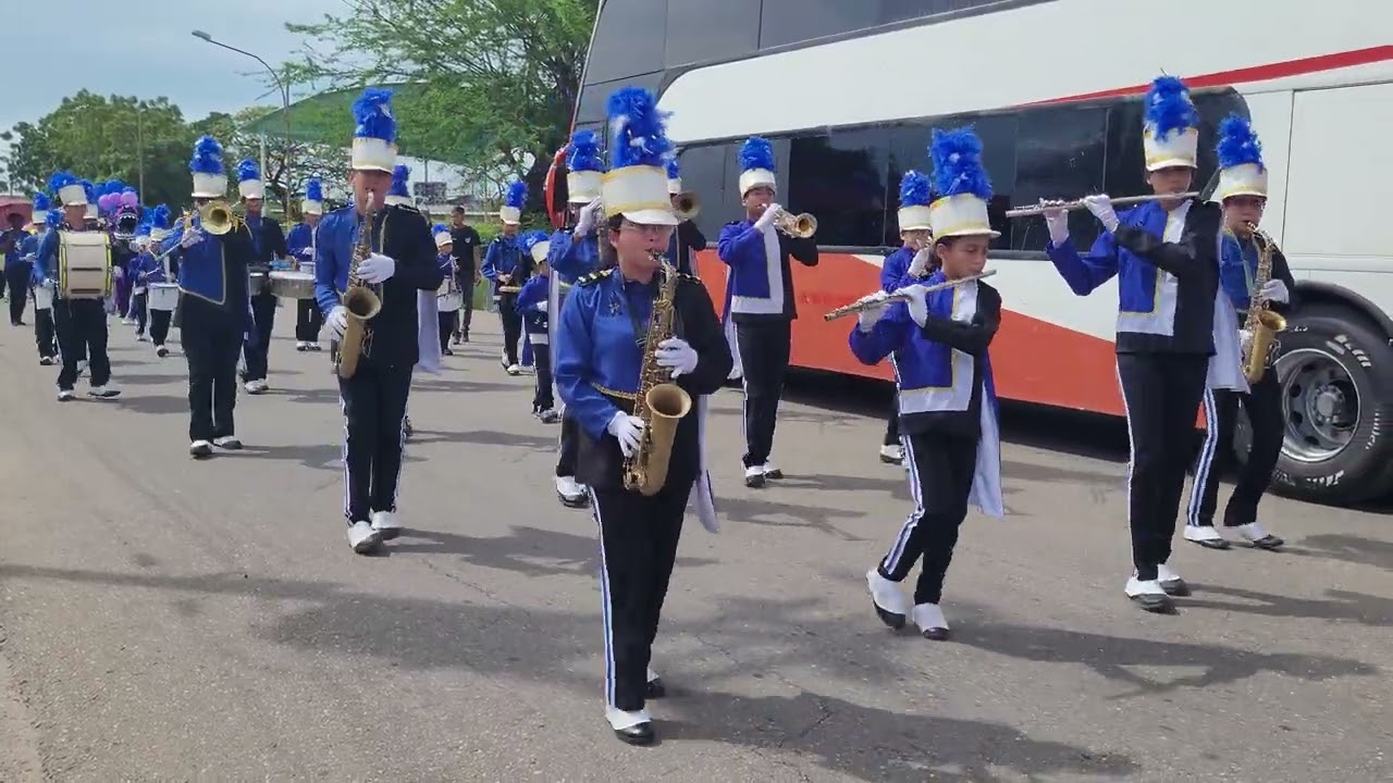 Banda Show Instituto San José 🤍 💙 🖤 de Lagunillas. Desfile en Ciudad Ojeda
