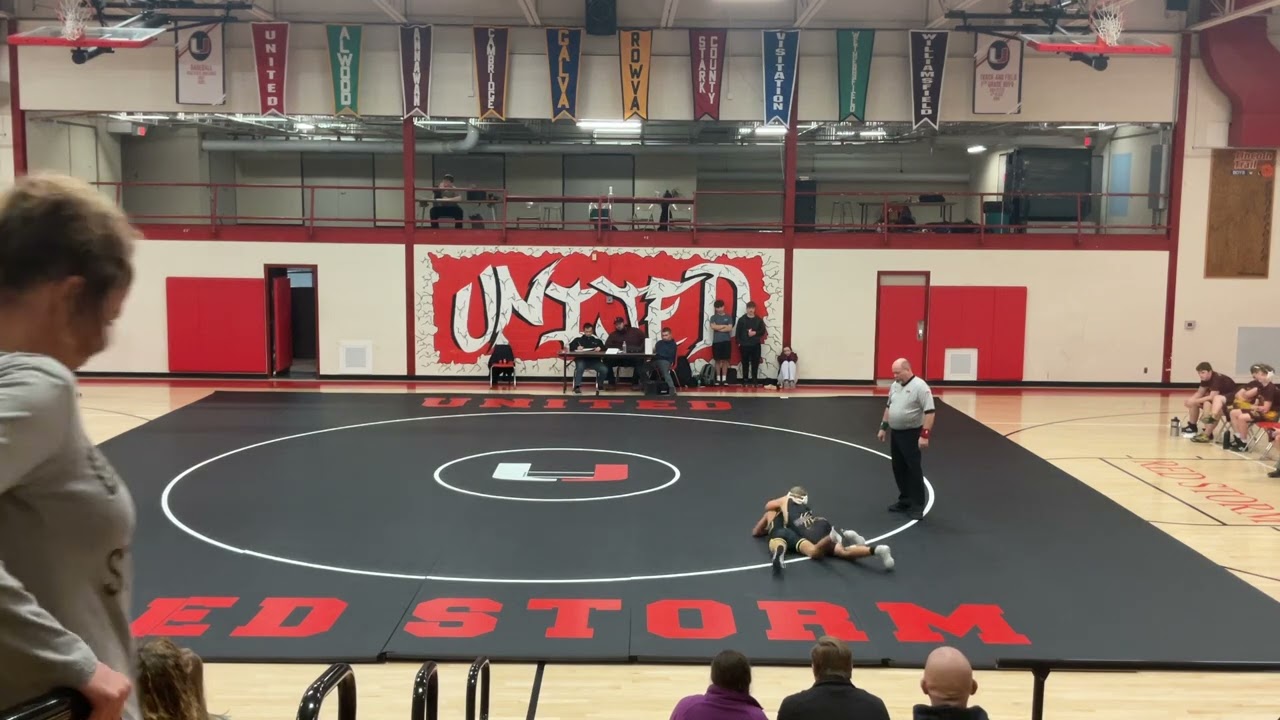 119 Noah Storm vs Galesburg 