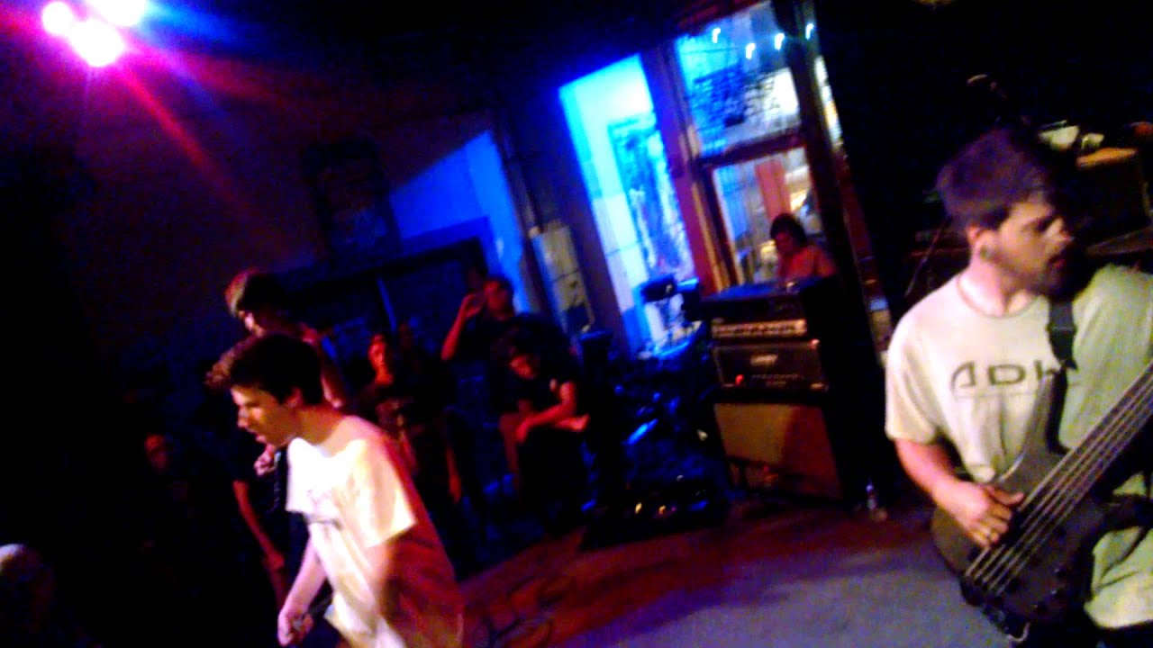 Vera at the Hi Tone cafe