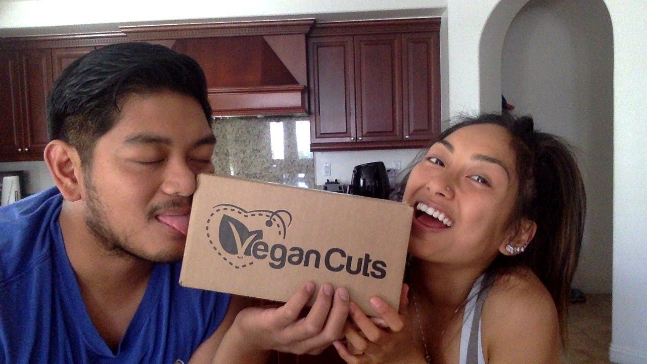 VEGAN TASTE TEST FT. FRED // Vegan Cuts!