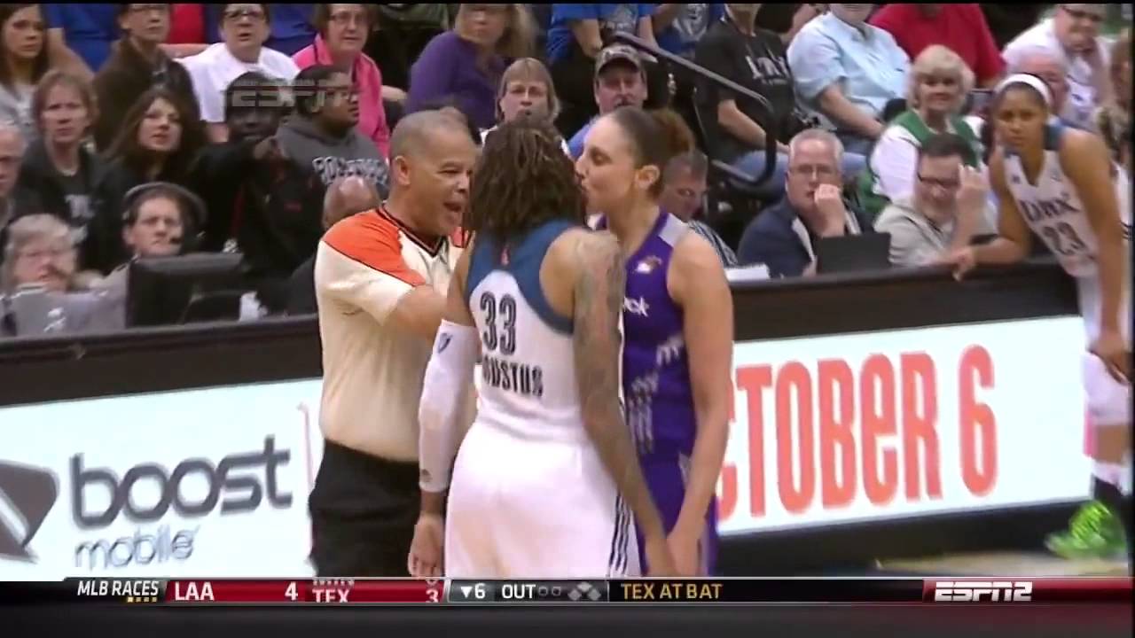 Diana Taurasi Kisses Seimone Augustus