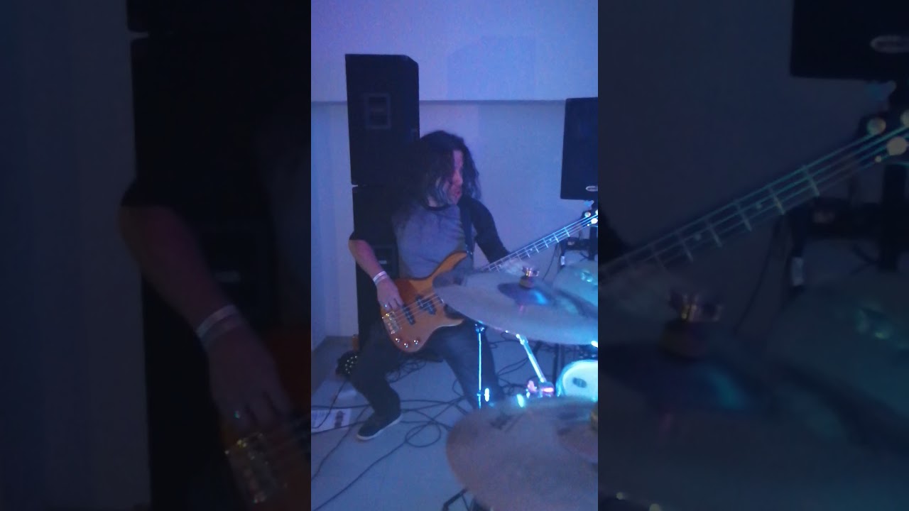 Ant&iacute;doto - en vivo festival forjado La rocka