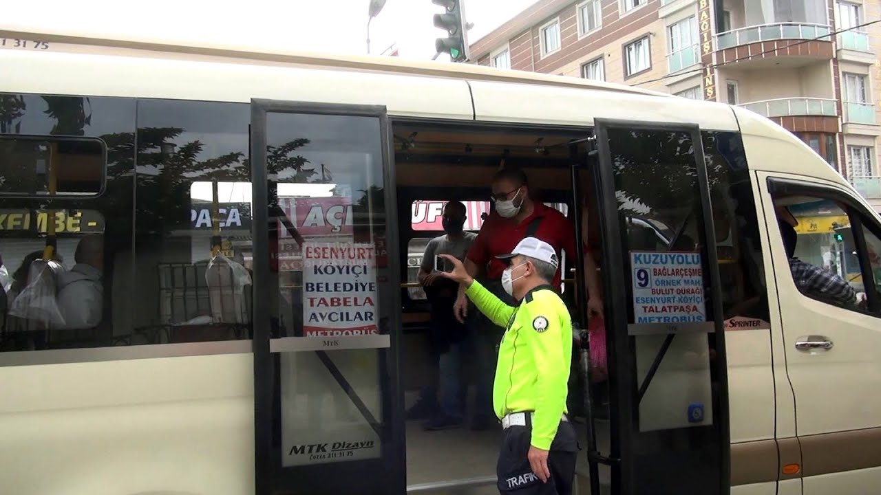 Esenyurt'taki minibüsler yine tıka basa dolu