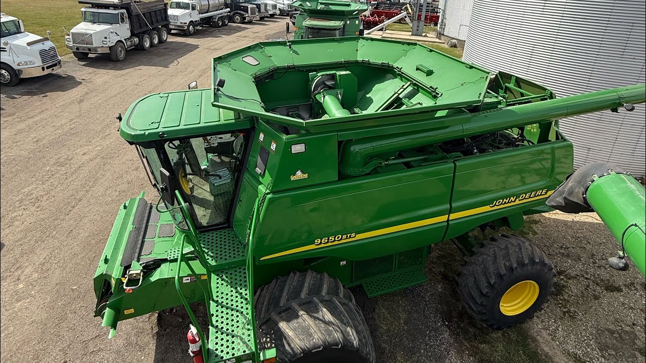 John Deere 9650 STS 26 000$