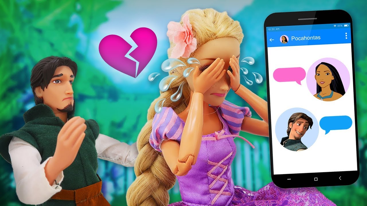 😨  &iexcl;EXPONIENDO PRINCESAS!  🔥- REVISANDO MOVILES DE LAS PRINCESAS - El Club de los Juguetes