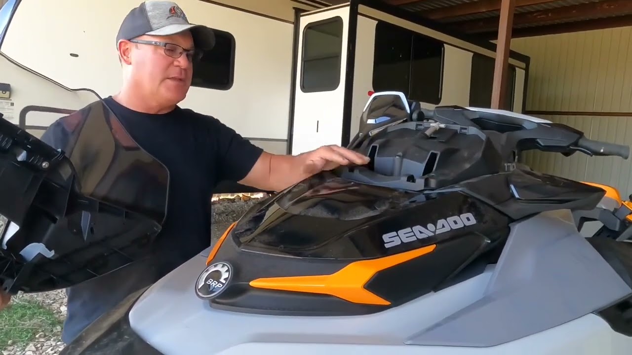 Установка ветрового стекла на гидроцикл Seadoo Fishpro #вирусноевидео #уникальныйвыходнаприроду #...