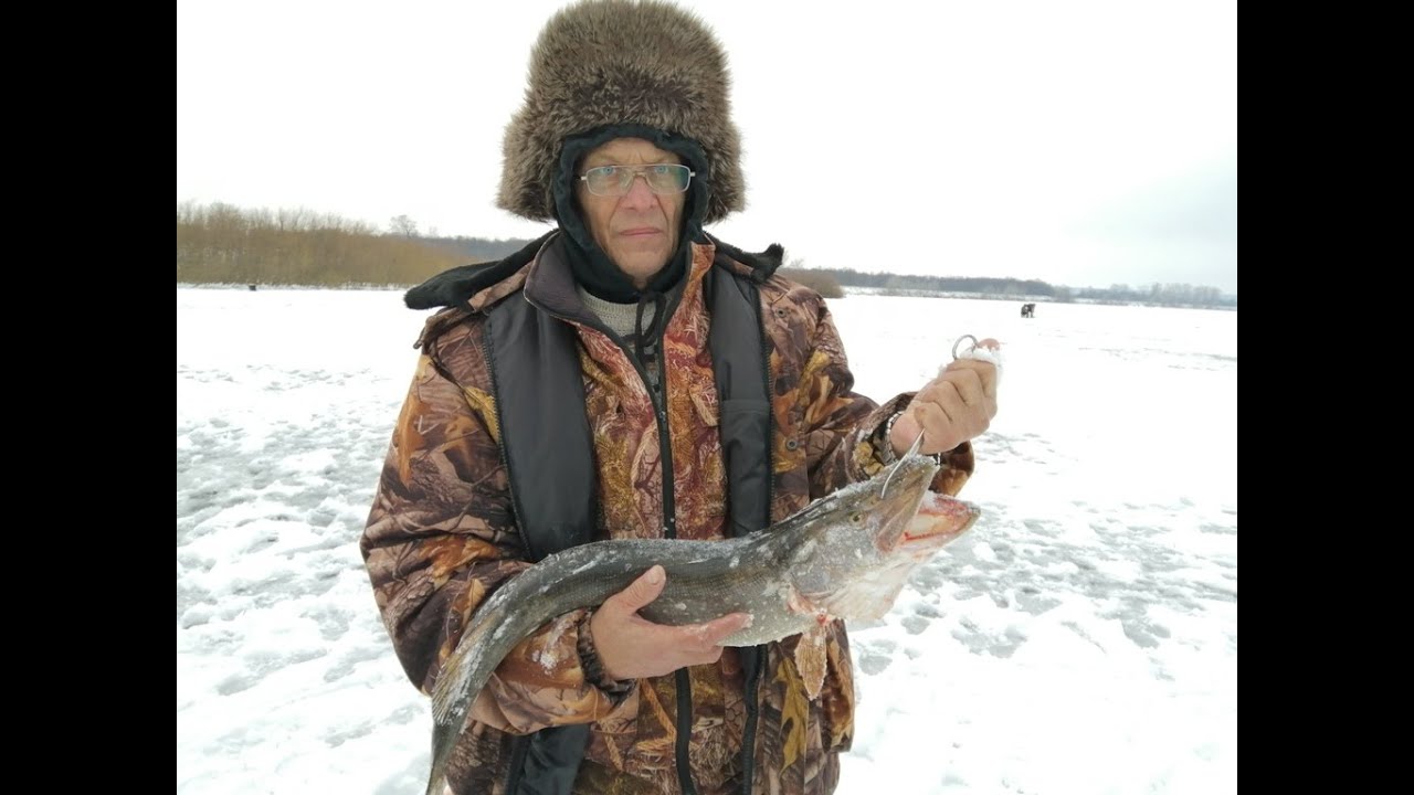 Зимняя рыбалка  Река Белая  07 12 2019 г
