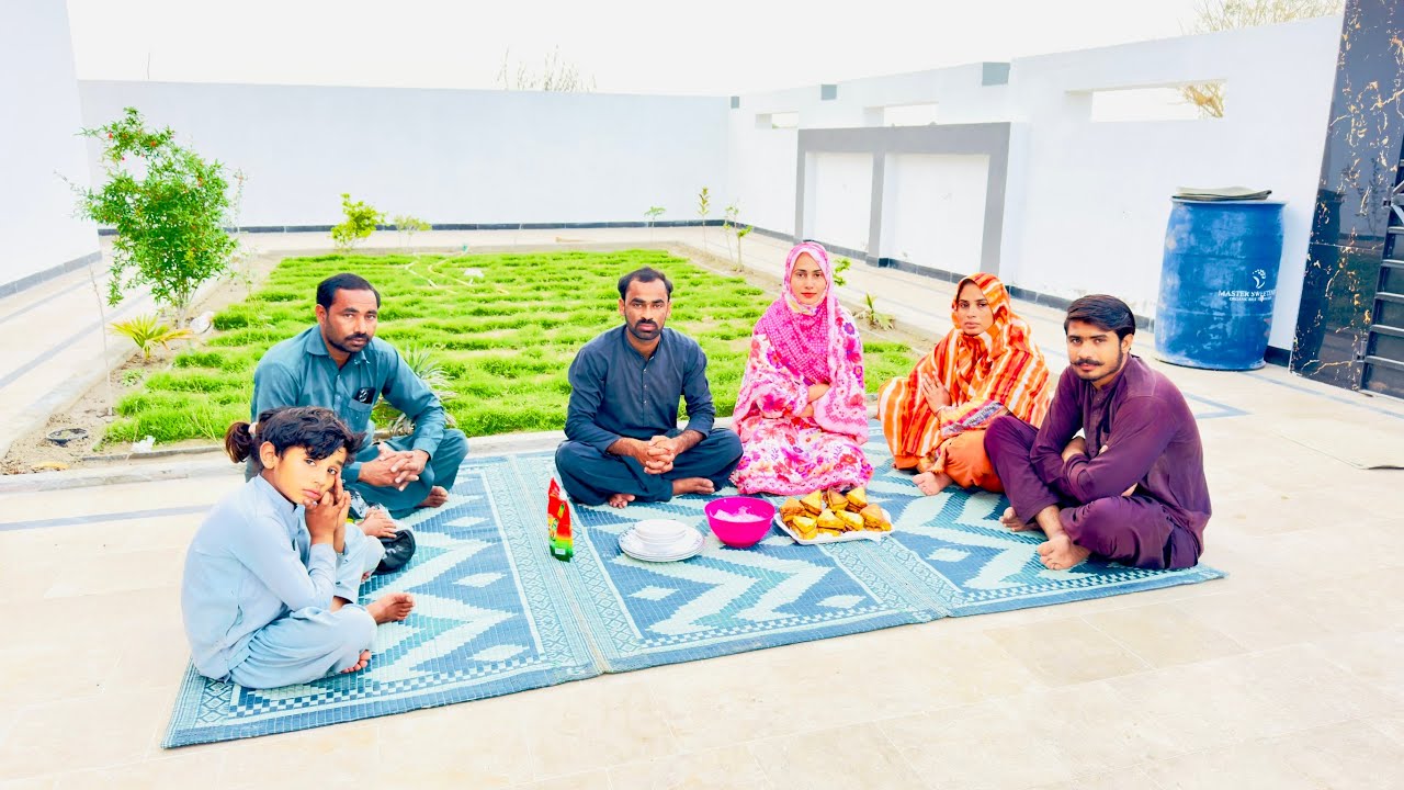 Sandwich Aisa Kon Banata 🤔 Begum Ghusa Ho Ge 