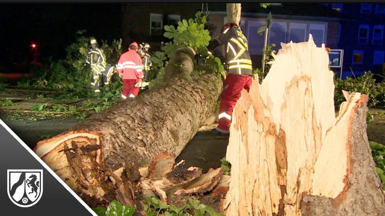 Tornado richtet in Bocholt schwere Schäden an