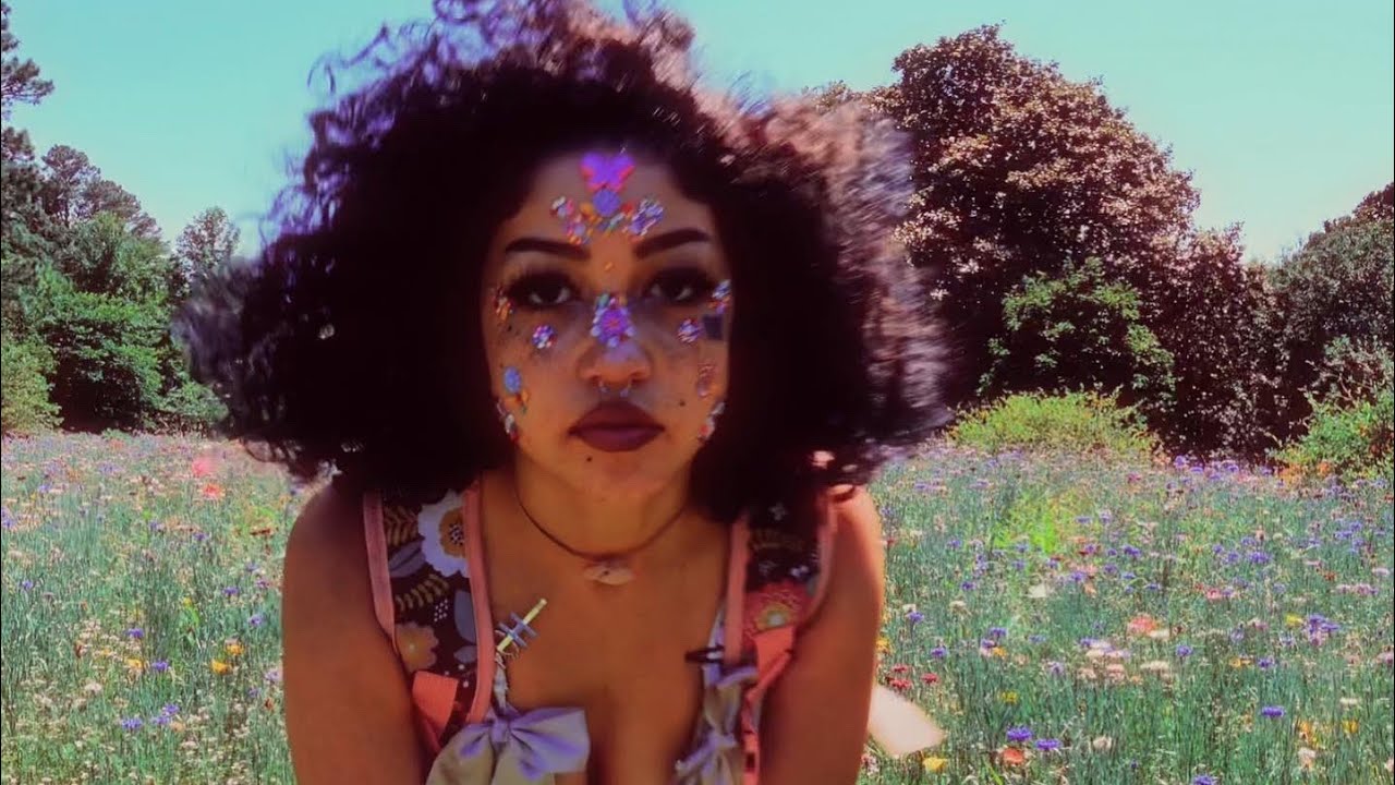 Earfth Girl - Smiling thru it all like lebron
