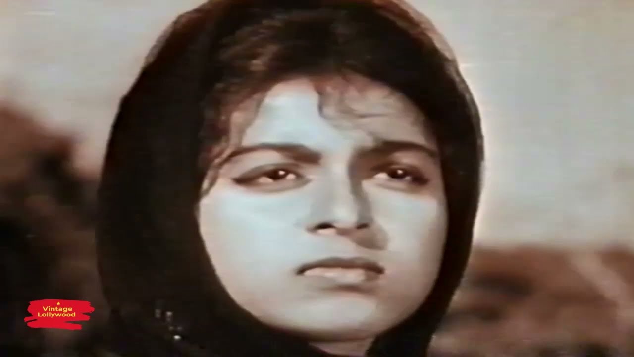 LO CHALI MOHABBAT MAIL MACHI HALCHAL - AHMAD RUSHDI - FILM CHAND AUR CHANDANI