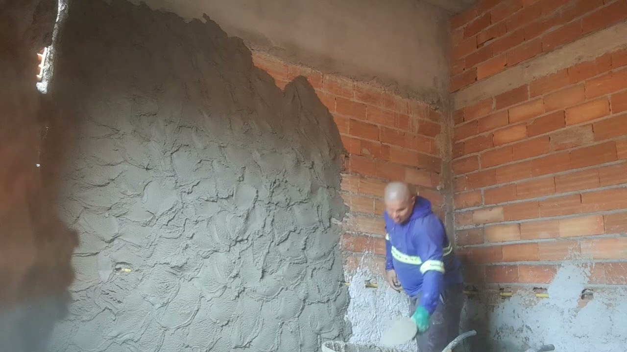 como chapar massa na parede