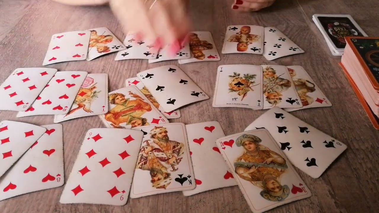 Бубновый Король и Червовая Дама расклад на отношения, тайны любви онлайн гадание