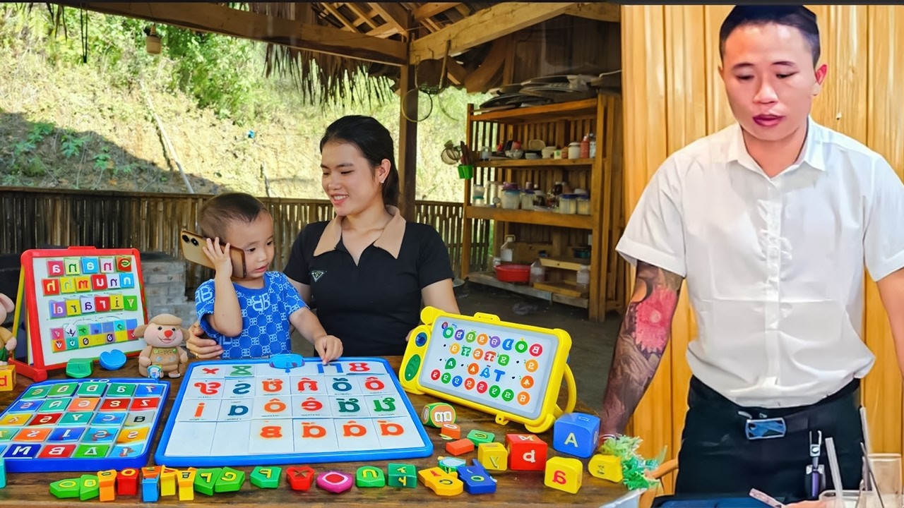 Learning the First Letters with My Son &ndash; My Husband Called to Check In While He Was Away on Business