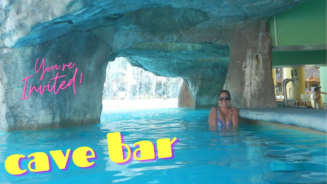 Iberostar Paraiso Lindo, Riviera Maya  - Pools, Waterfalls, Fountains, Bars, Peacocks & Coatis.
