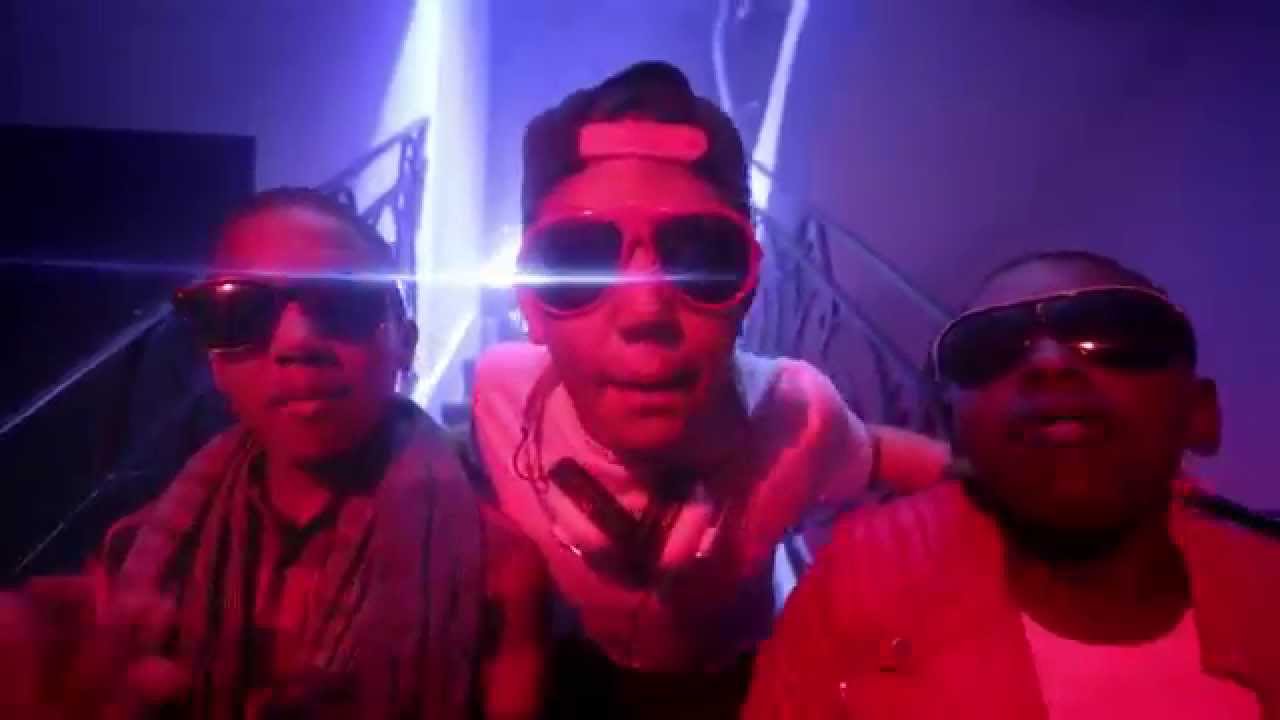 DJ Kayz feat. H Magnum & Ma&icirc;tre Gims - Du Swagg (Clip Officiel)