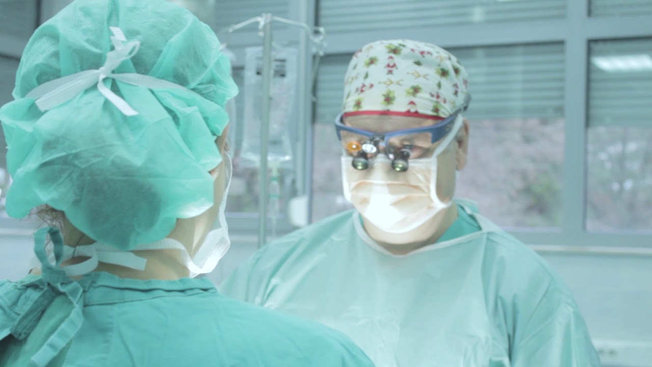 Priprema tima za operaciju karcinoma