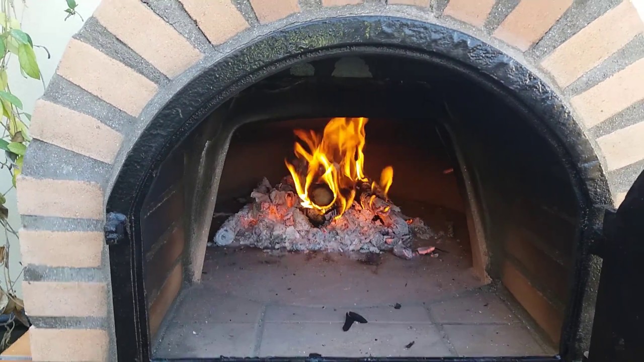 Primer encendido horno leña para cocinar. | RDGrillmaster