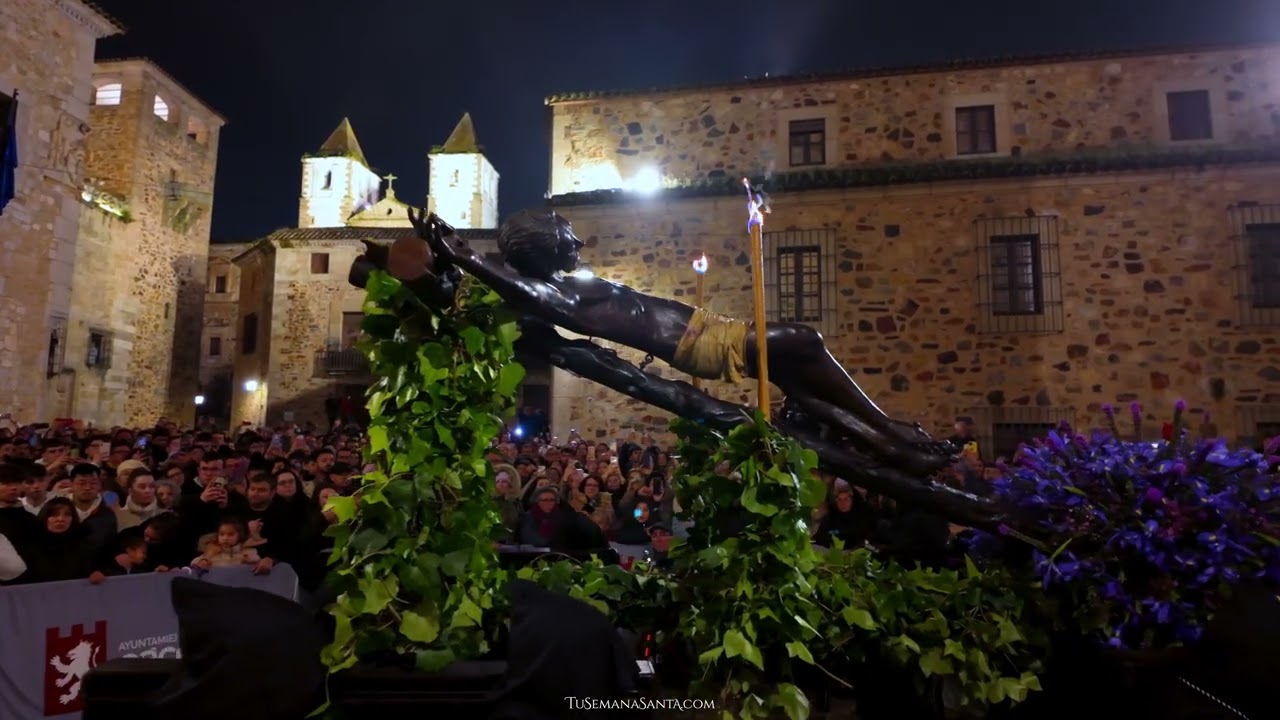 [4K] Procesión del Cristo Negro en Cáceres. Miércoles Santo 2025