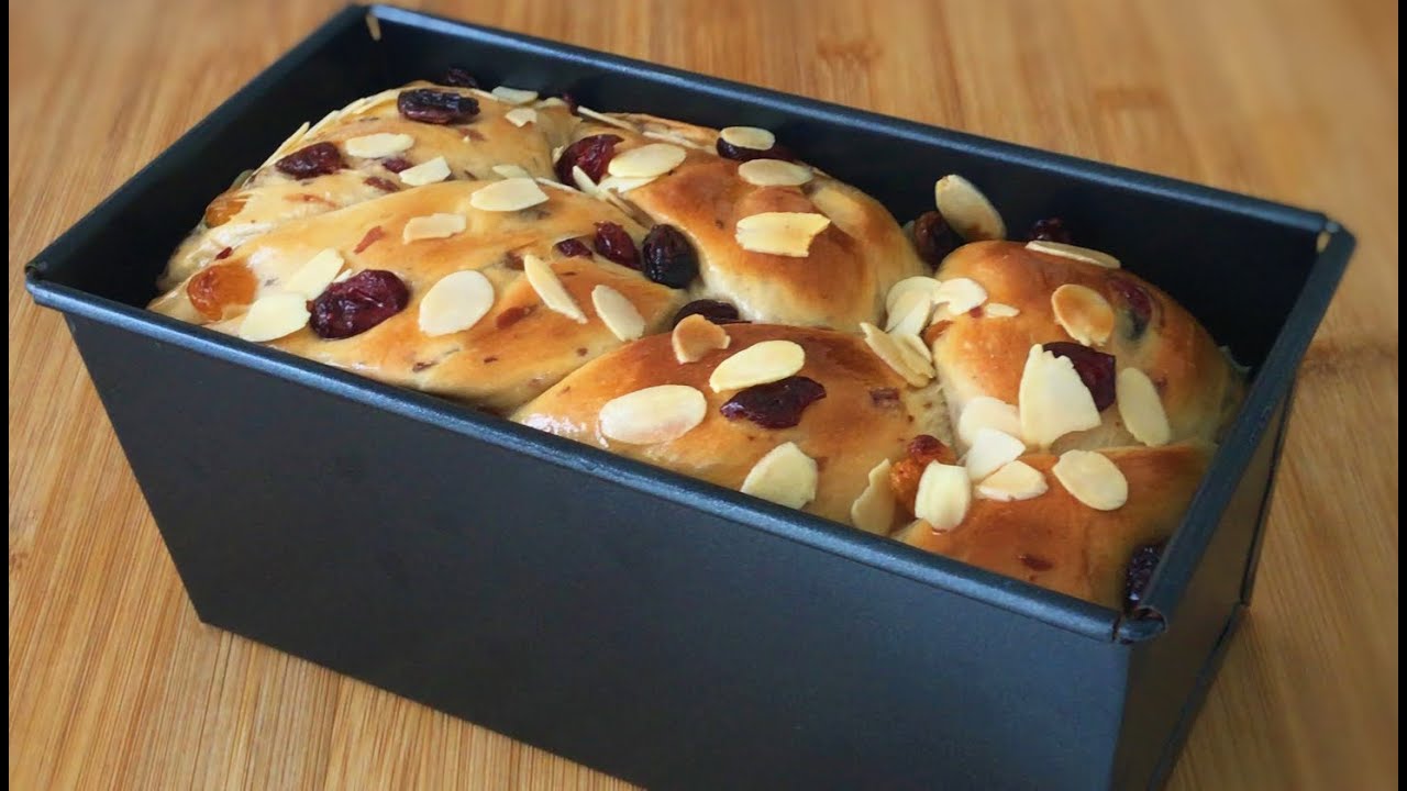 Dried Fruit Bread | Cozy Kitchen