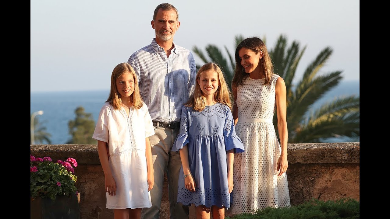 Leonor protagonista en el posado de la Familia Real en Mallorca | Diez Minutos